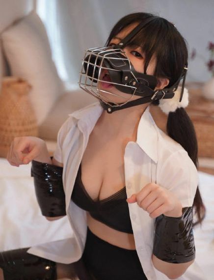 男子高铁上忍无可忍怒怼后座家长