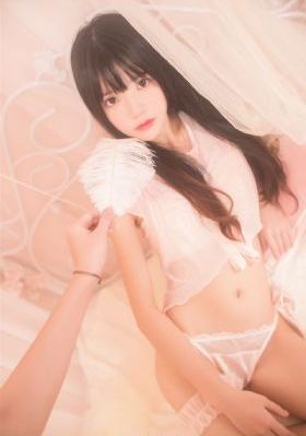 光屁股